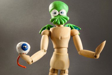 Cthulhu ahşap kukla.