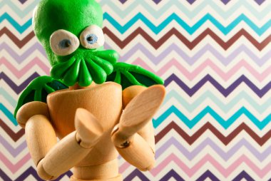 Cthulhu ahşap kukla.
