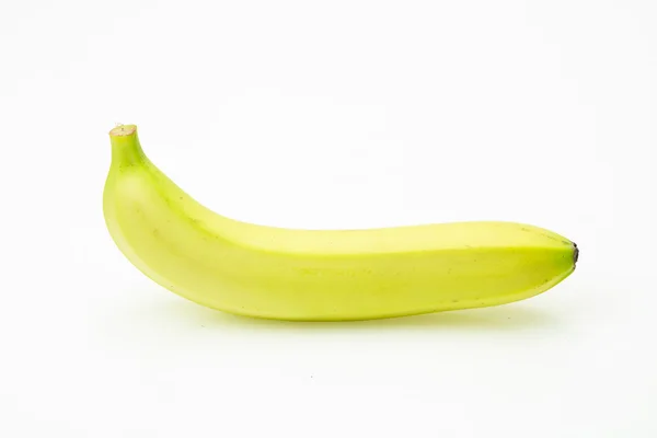 Banana fresca, sobre fundo branco . — Fotografia de Stock