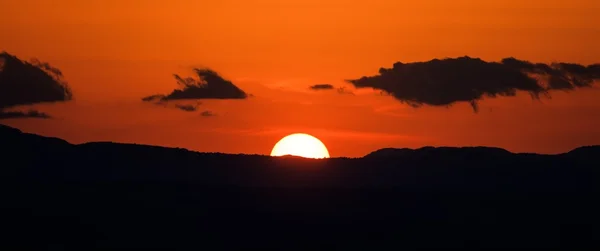 Malebný pohled na krásný západ slunce — Stock fotografie