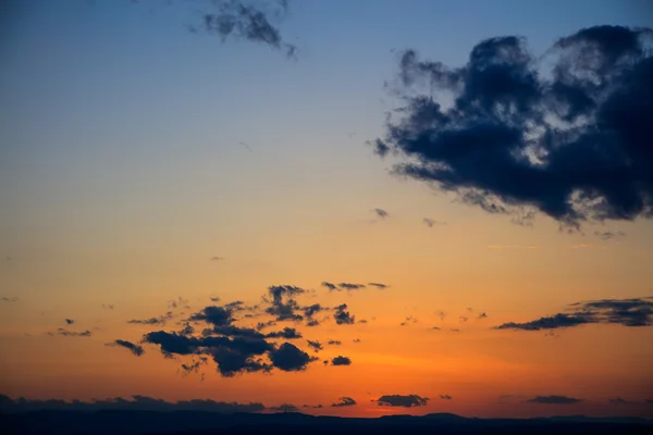 Vista panorâmica de um belo pôr do sol — Fotografia de Stock