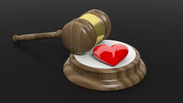 Representación 3D de martillo de madera y símbolo rojo del corazón, aislado sobre fondo negro . —  Fotos de Stock