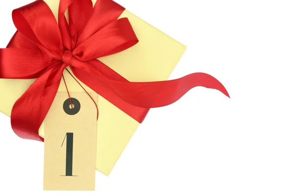 Caja de regalo con número uno y cinta aislada en blanco —  Fotos de Stock