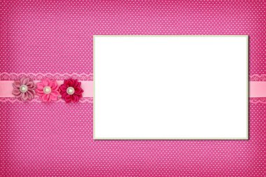 Pembe polka dot arka plan üzerinde fotoğraf çerçevesi