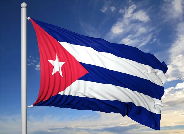 Bandera de Cuba ondeando sobre asta de bandera, sobre fondo azul del cielo . —  Fotos de Stock