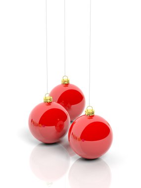 Kırmızı Noel topları, beyaz arka planda izole edilmiş..