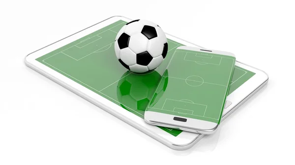 Campo da calcio con pallone sul bordo dello smartphone e display tablet, isolato su bianco . — Foto Stock