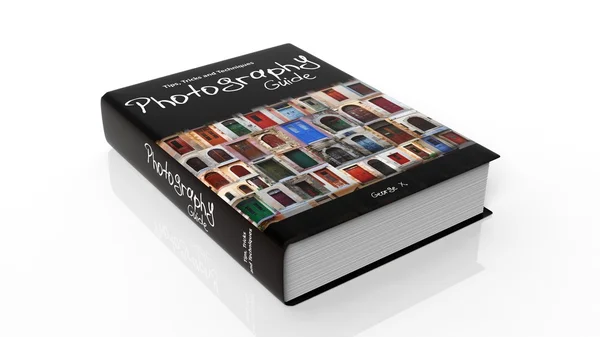 Capa dura livro sobre fotografia com ilustração na capa, isolado sobre fundo branco . — Fotografia de Stock