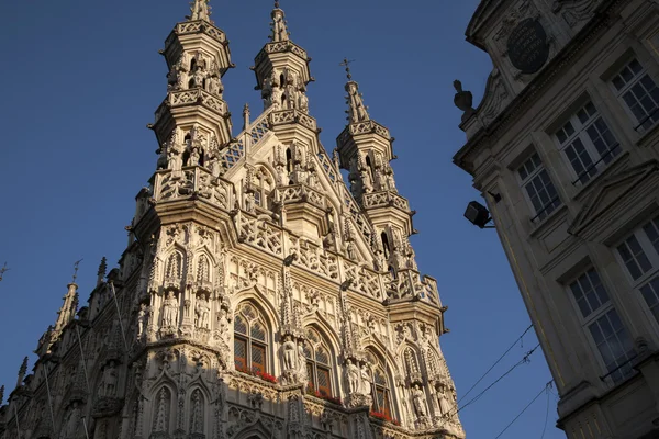 Городская ратуша, Овен, Бельгия — стоковое фото