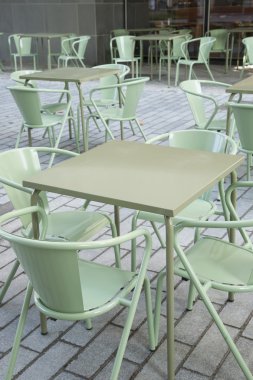 Yeşil Cafe masa ve sandalyeler