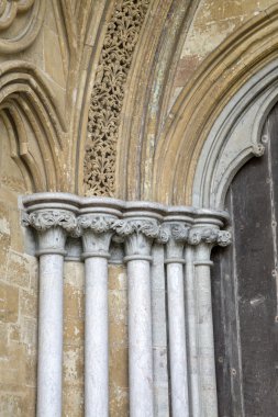 Salisbury katedral cephe