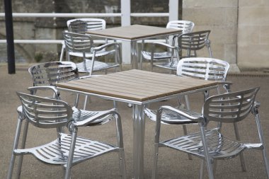 Kafe masası ve sandalyeler