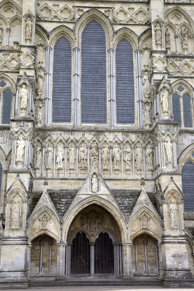 Salisbury Cathedral homlokzat, Anglia — Stock Fotó