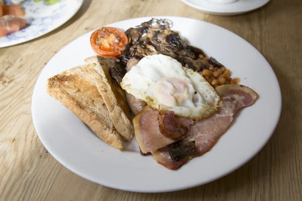 Desayuno inglés en plato — Foto de Stock