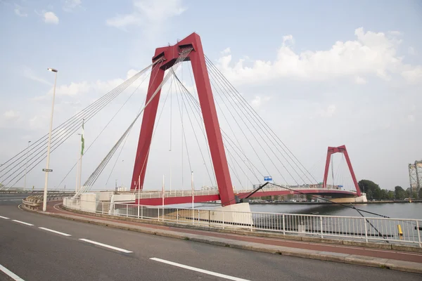 Ponte Willemsbrug em Roterdão — Fotografia de Stock