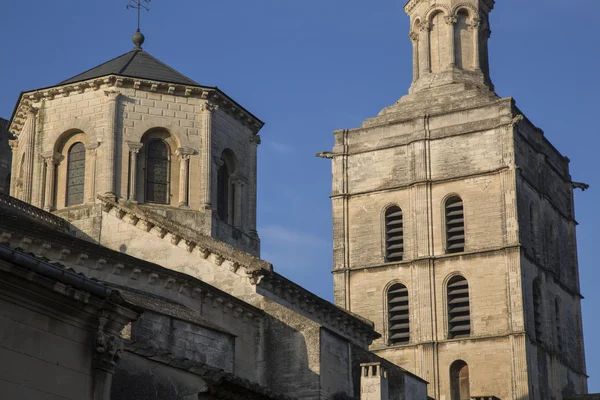 Torre da Catedral de Avignon fachada — Fotografia de Stock