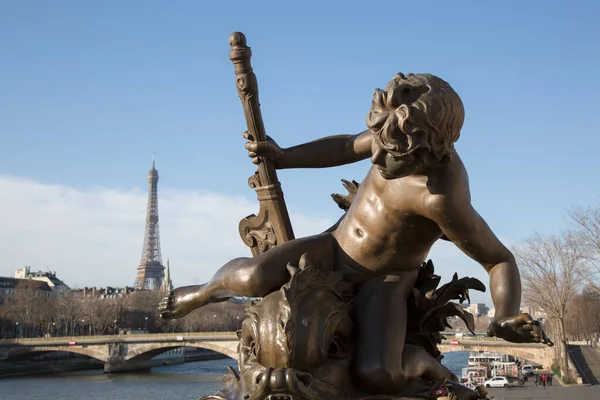 Escultura Torre Eiffel Pont Puente Alexandre Iii París Francia — Foto de Stock