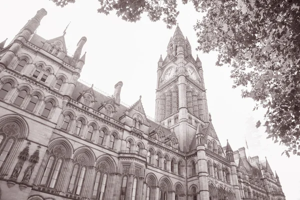 Rathaus in albert square, manchester — Stockfoto