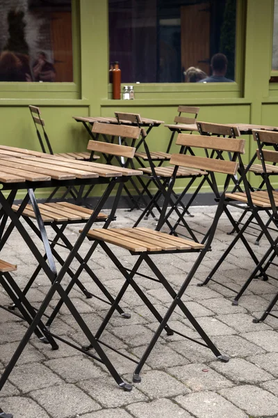 Cafe Tavolo e sedie — Foto Stock