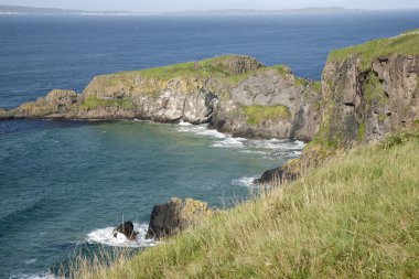 Carrick rede Adası giants causeway kıyı patika