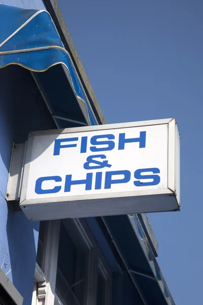 魚とチップのサイン — ストック写真