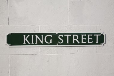 Kral sokak yol işareti 