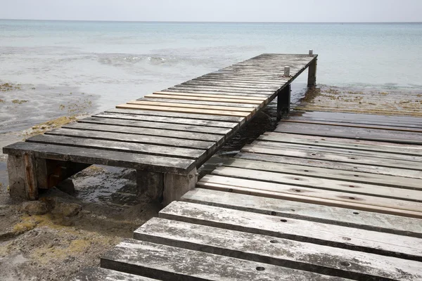 İskele ve İskelesi, Valencians Beach, Formentera — Stok fotoğraf