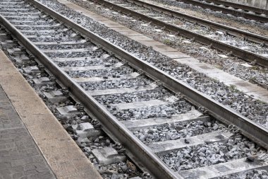 ıslak demiryolu parça