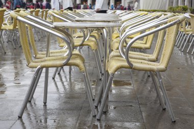 Cafe masa ve sandalyeler San Marcos - St Marks Meydanı, Venedik
