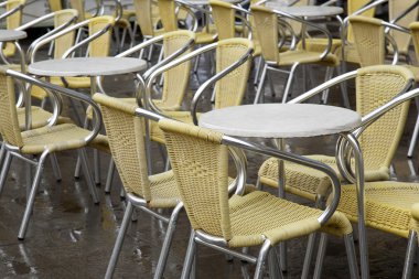 Cafe masa ve sandalyeler San Marcos - St Marks Meydanı, Venedik