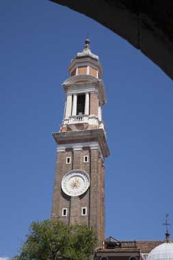 Santi Apostoli Kilisesi, Venedik