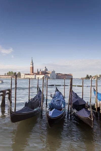 San Giorgio Maggiore Church and Gondola Boats, Venice — Stock Photo, Image