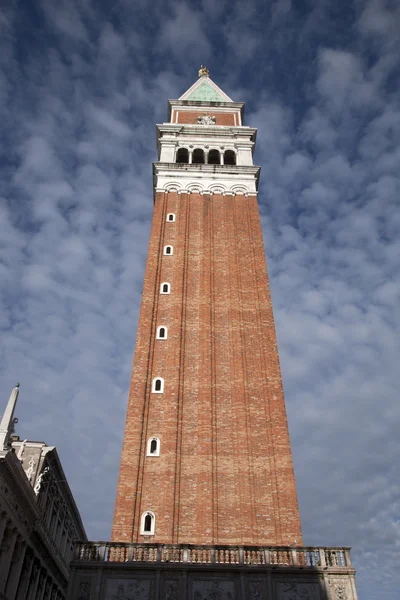 Wieżę dzwonniczą St - Campanile; Venice — Zdjęcie stockowe