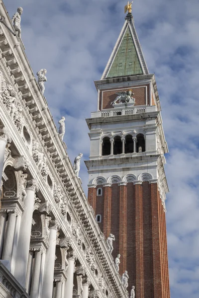 Campanario de San Marcos - Campanile; Venecia — Foto de Stock