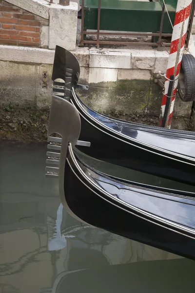 Bateau de gondole sur le Grand Canal, Venise — Photo