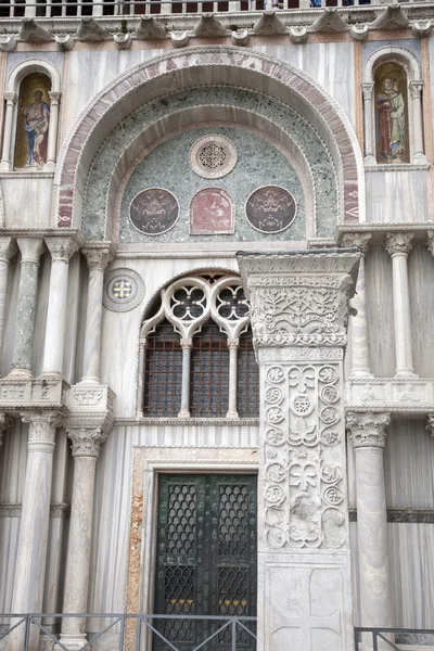 Fachada de San Marcos - Igreja Catedral de São Marcos, Veneza Imagem De Stock