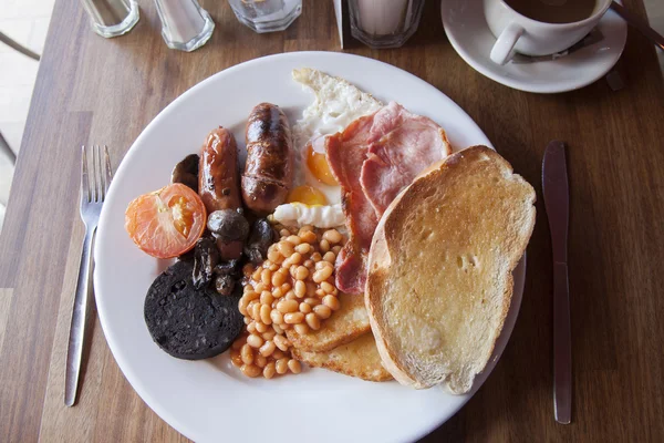 Pequeno-almoço típico inglês — Fotografia de Stock