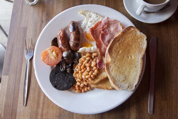 Typisch englisches Frühstück — Stockfoto