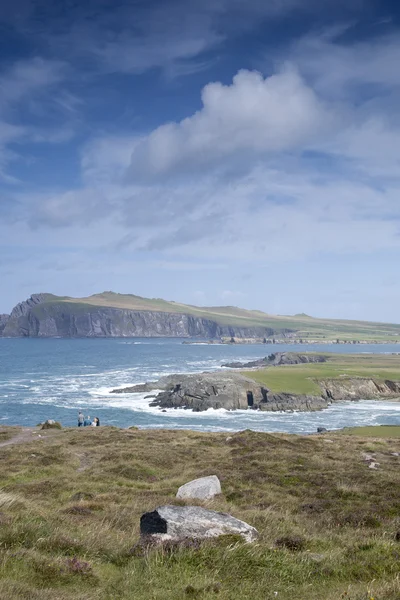 Pobřeží u vesnice Ballyferriter, Dingle Peninsula — Stock fotografie