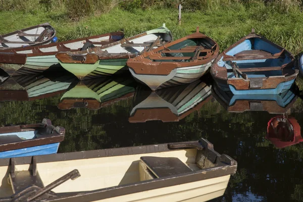 Човни в Кілларні Національний парк, Керрі — стокове фото