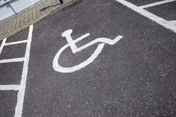 Cartello parcheggio per disabili — Foto Stock