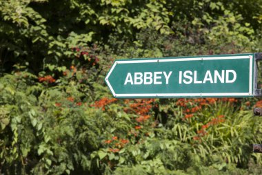 Abbey ada işaret, Derrymore Bay Beach, İngiltere