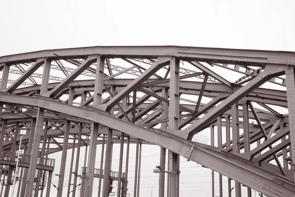 Hohenzollernbrucke 鉄道橋、ケルン — ストック写真