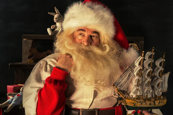 Papai Noel em casa — Fotografia de Stock