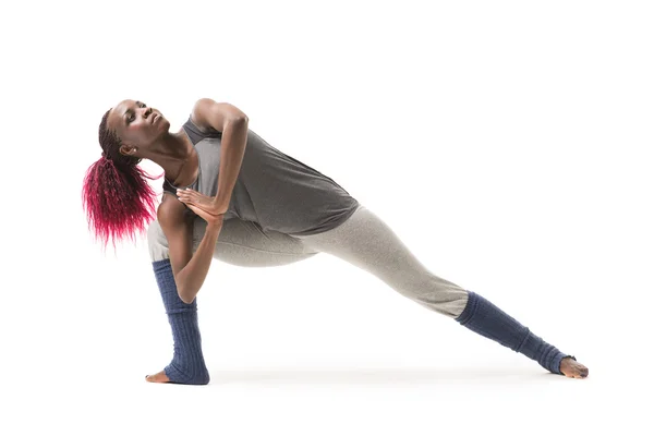 Frau macht Yoga — Stockfoto