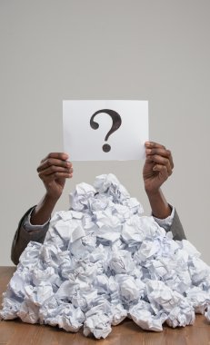 İşkadını kağıtları altında