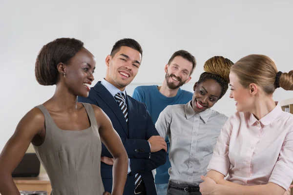 Gelukkig zakelijke team — Stockfoto