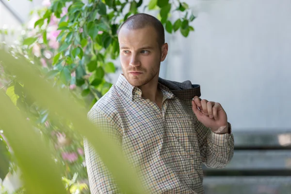 Bonito retrato de homem de negócios — Fotografia de Stock