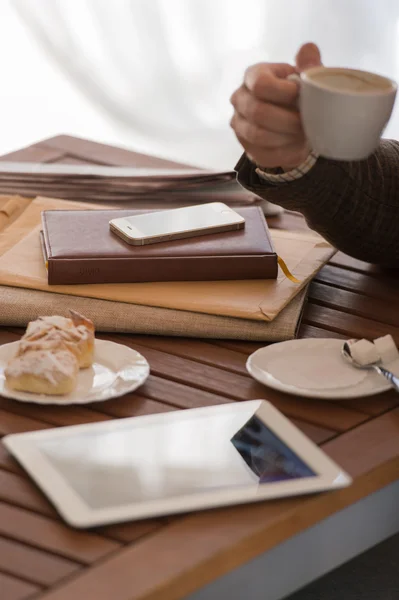 Affärsman på fika — Stockfoto