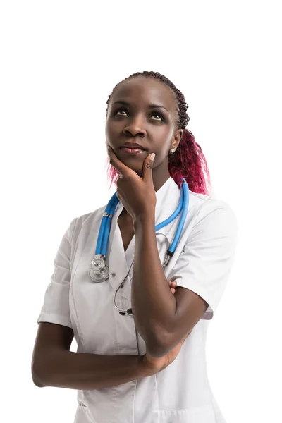 Kadın Afrikalı doktor düşünme — Stok fotoğraf